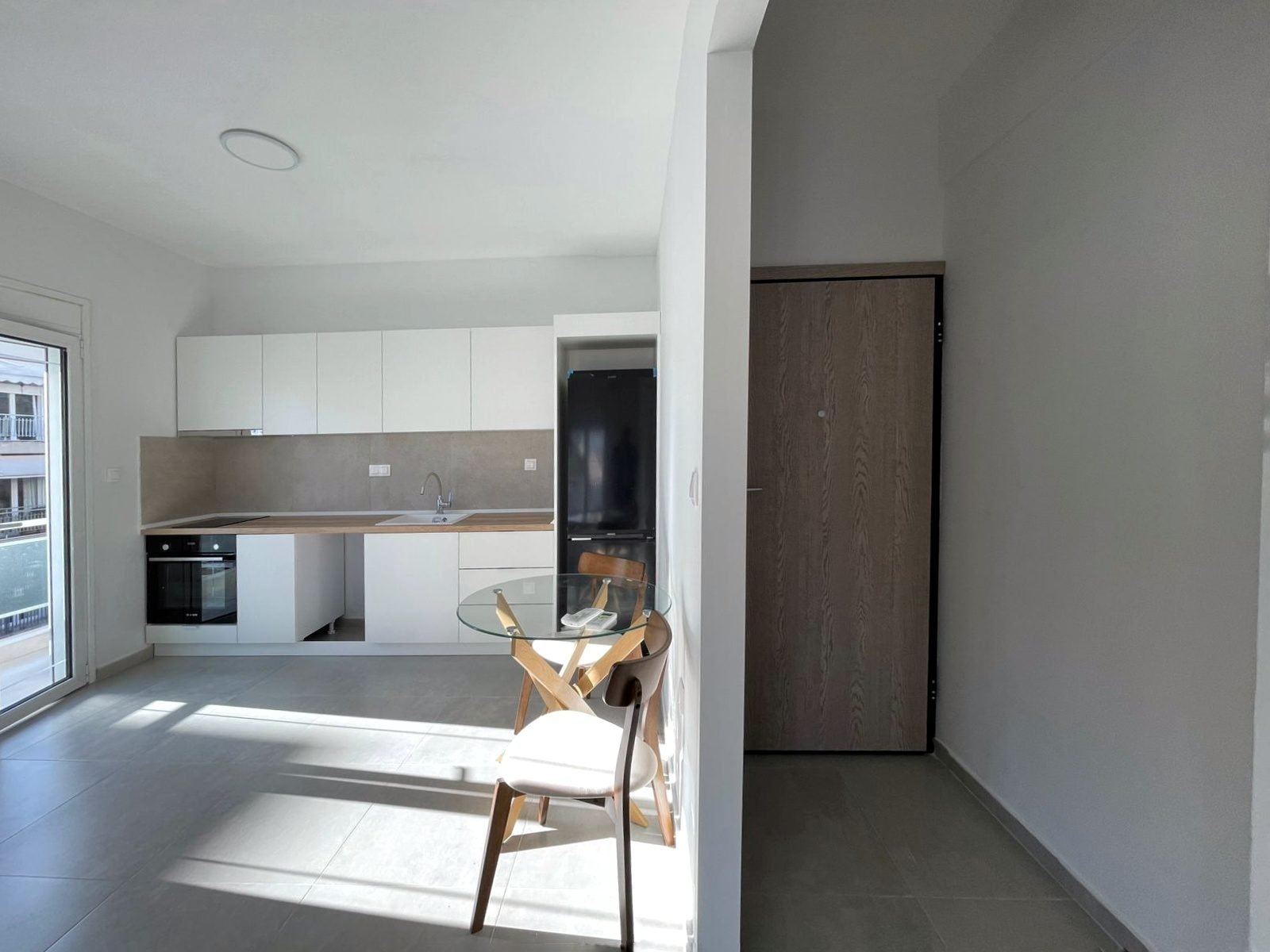 1b68d8b9-c6c0-47b9-bcbb-419ca744f847