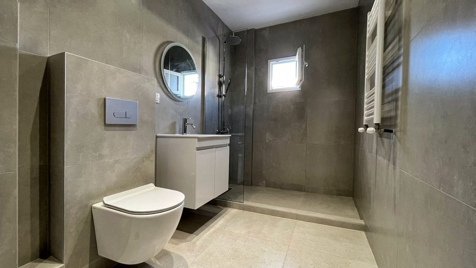 4b97a63e-b501-493a-b2d2-ba2abbaaec16