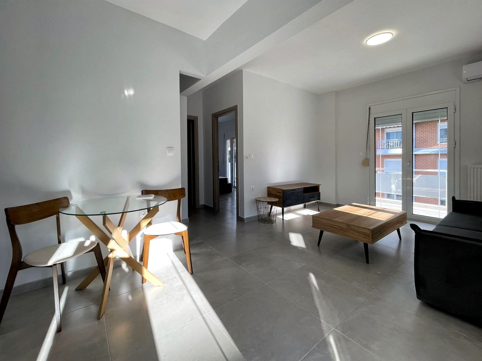 b2ff8b39-a043-494d-86e6-b6c5dbcc9334