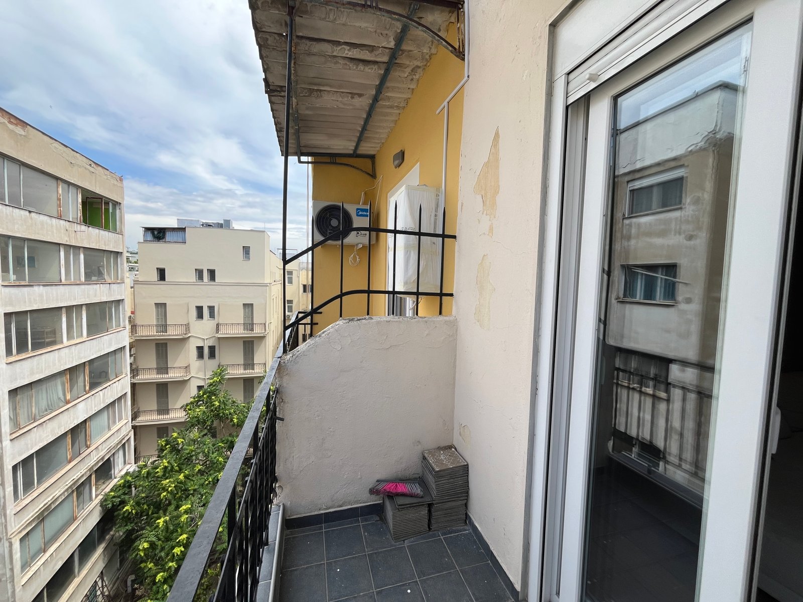 IMG_3583 Γκαρσονιέρα προς ενοικίαση Αριστοτέλους – ιστορικό κέντρο Θεσσαλονίκης