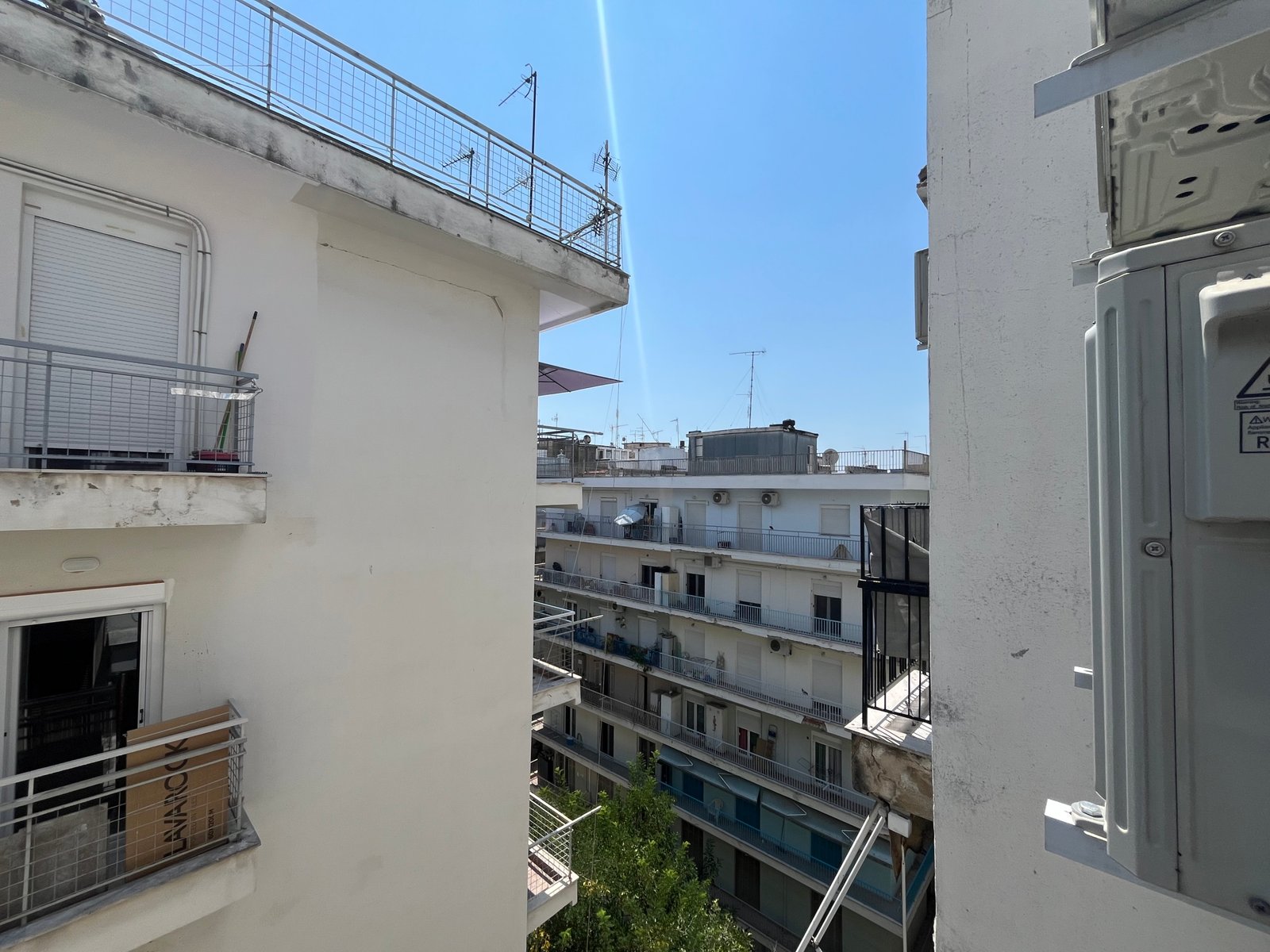 Ενοικιάζεται γκαρσονιέρα στο Διοικητήριο