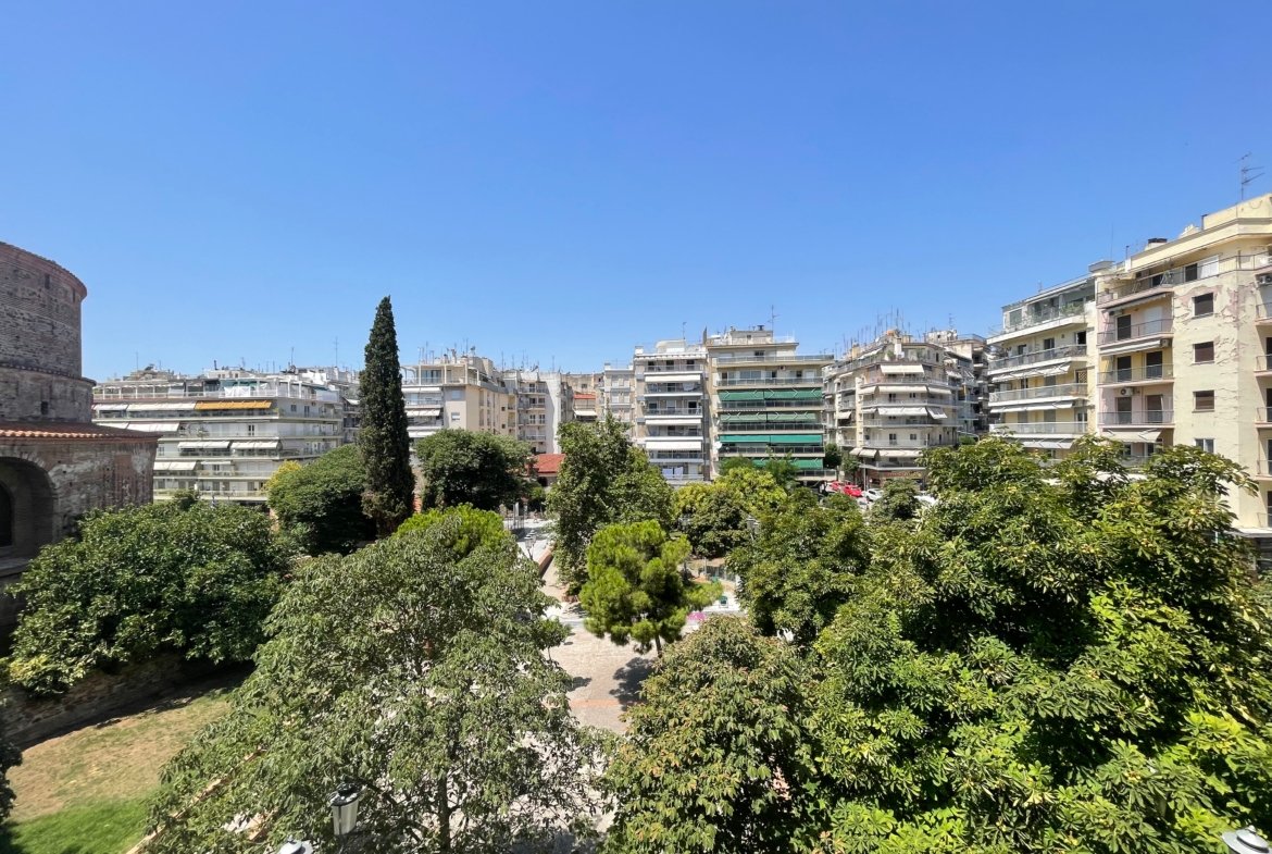Πωλείται Διαμέρισμα στην Καμάρα