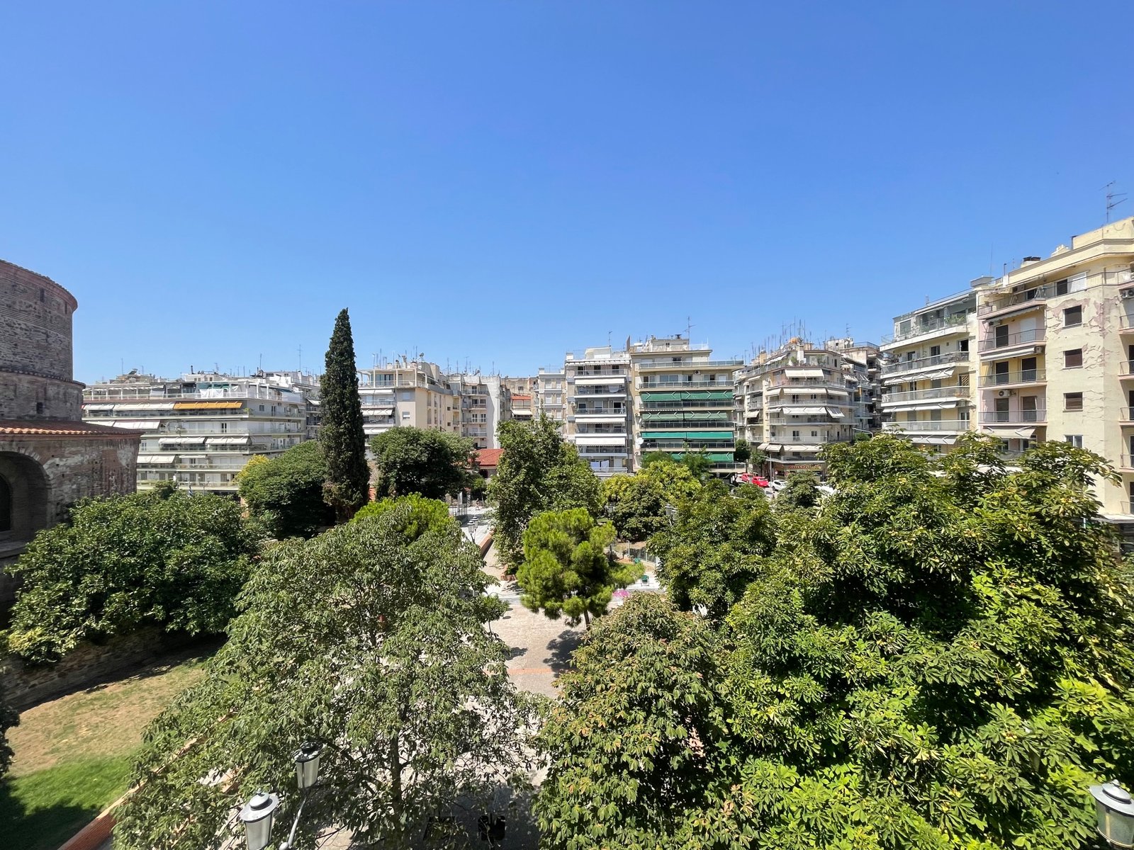 Πωλείται Διαμέρισμα στην Καμάρα