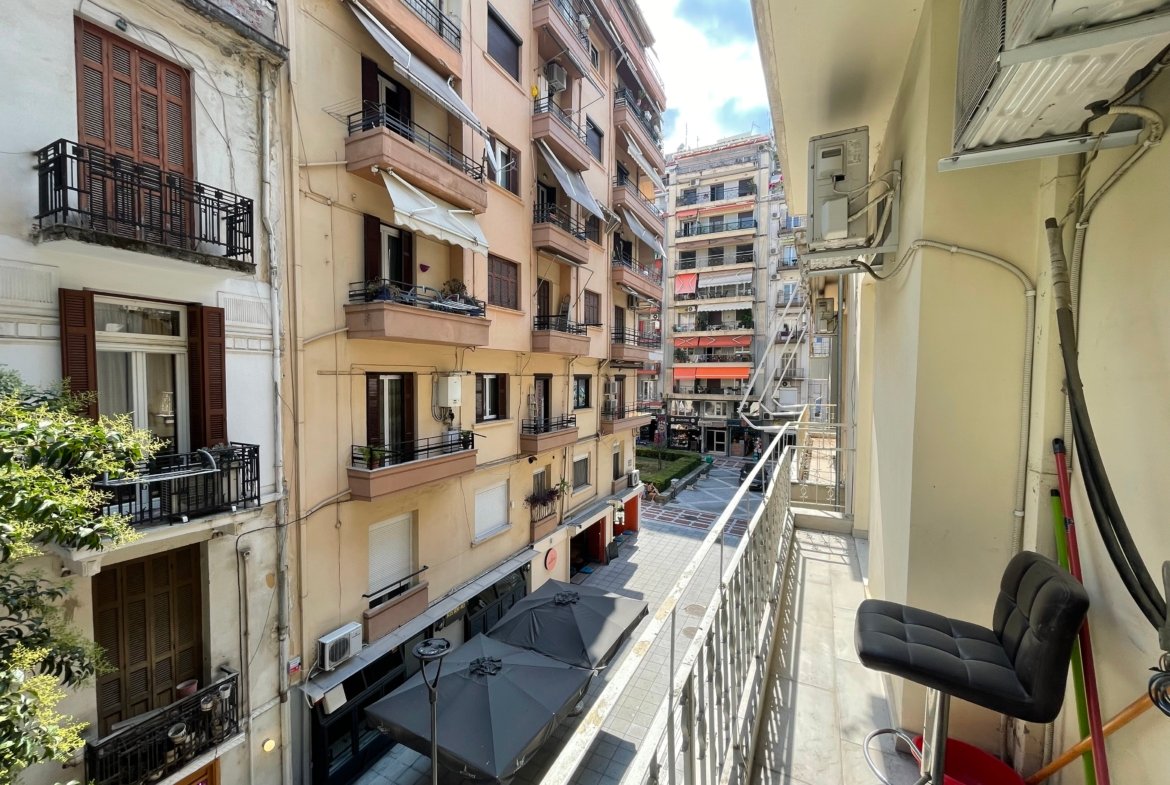 Ενοικιάζεται Γκαρσονιέρα στην Ναβαρίνου