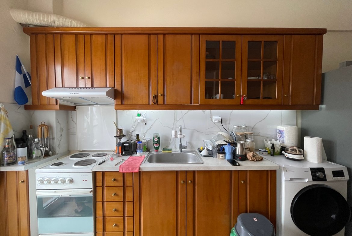 Προς ενοικίαση γκαρσονιέρα στις Συκιές