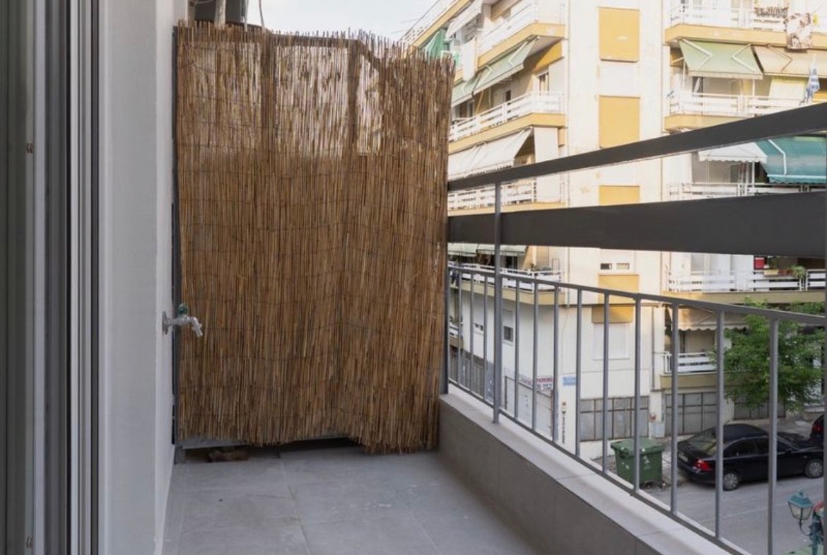 ΠΡΟΣ ΠΩΛΗΣΗ ΔΊΧΩΡΟΥ ΣΤΟΥΝΤΙΟ ΣΤΗΝ ΝΕΑΠΟΛΗ ΘΕΣΣΑΛΟΝΙΚΗΣ