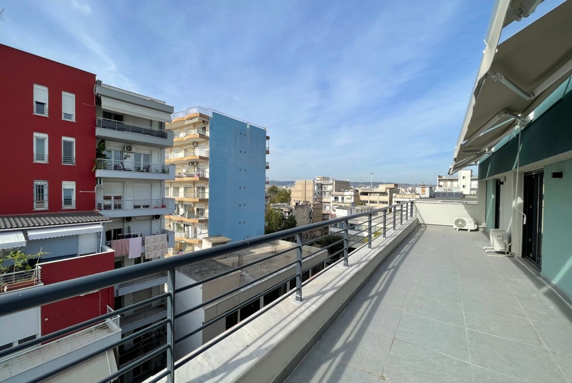 Ενοικιάζεται Γκαρσονιέρα στον Σ. Σταθμό