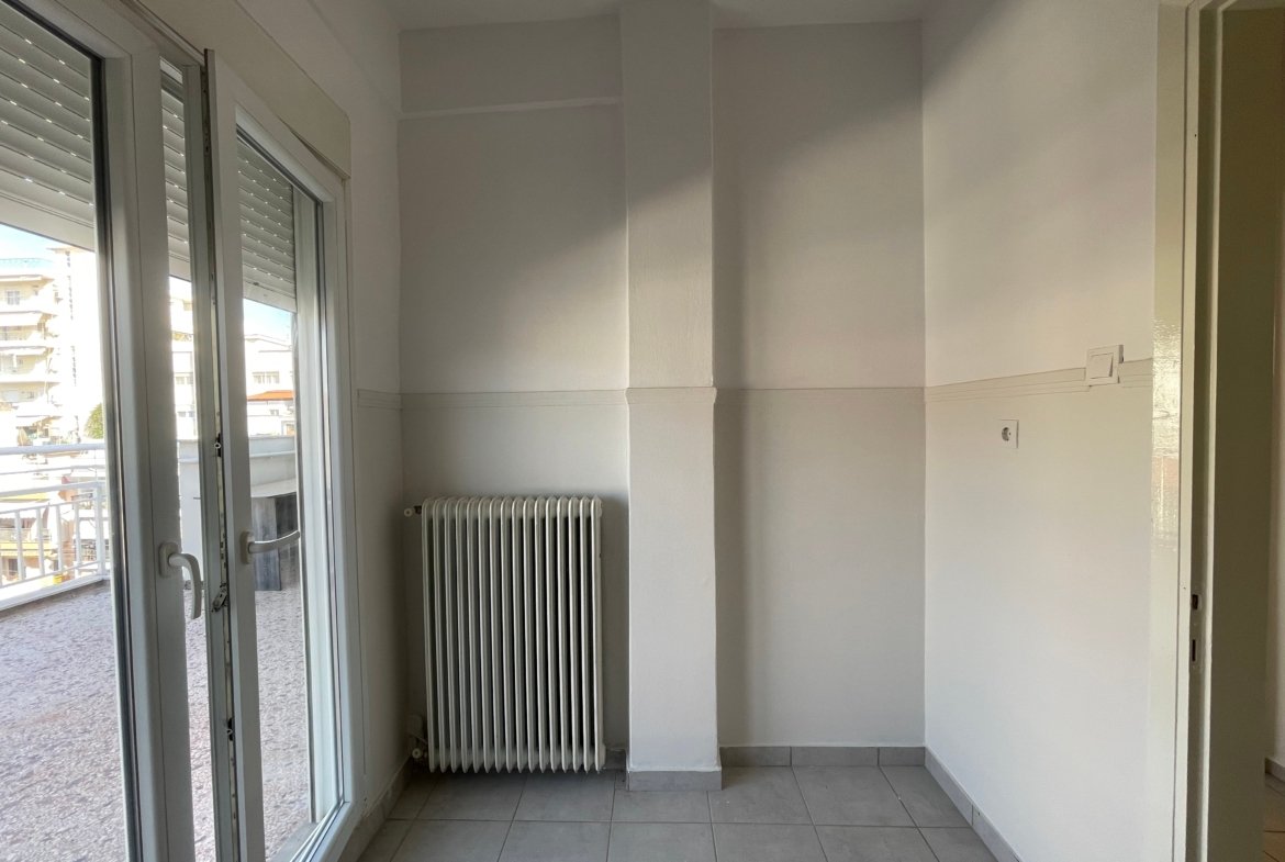 Ενοικιάζεται Διχώρι Στούντιο στην Άνω Τούμπα